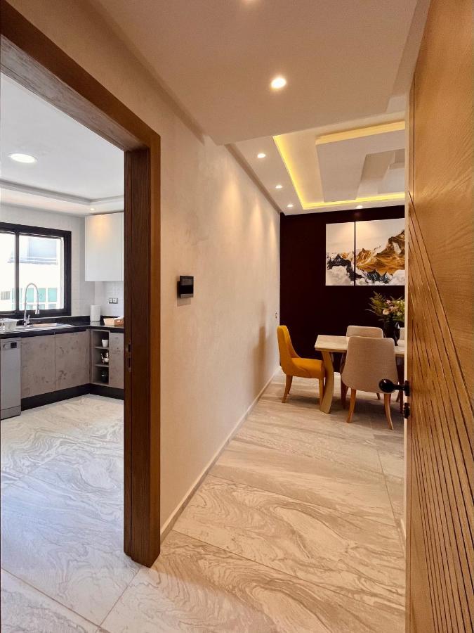 Appartement Moderne Au Decor Raffine Kenitra Exterior photo